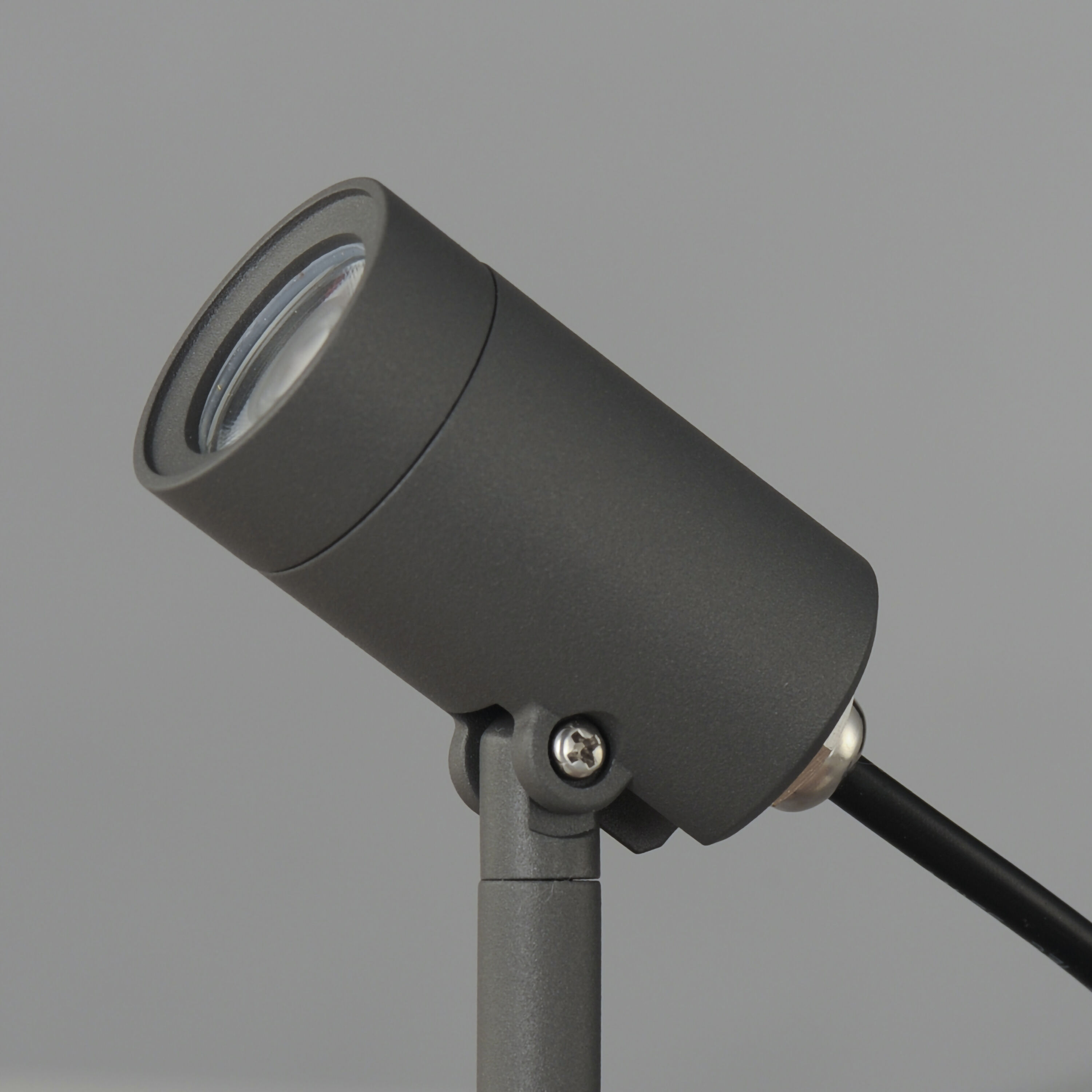 Alumilux Landscape 12 5 watt Bronze Outdoor Pathway Light