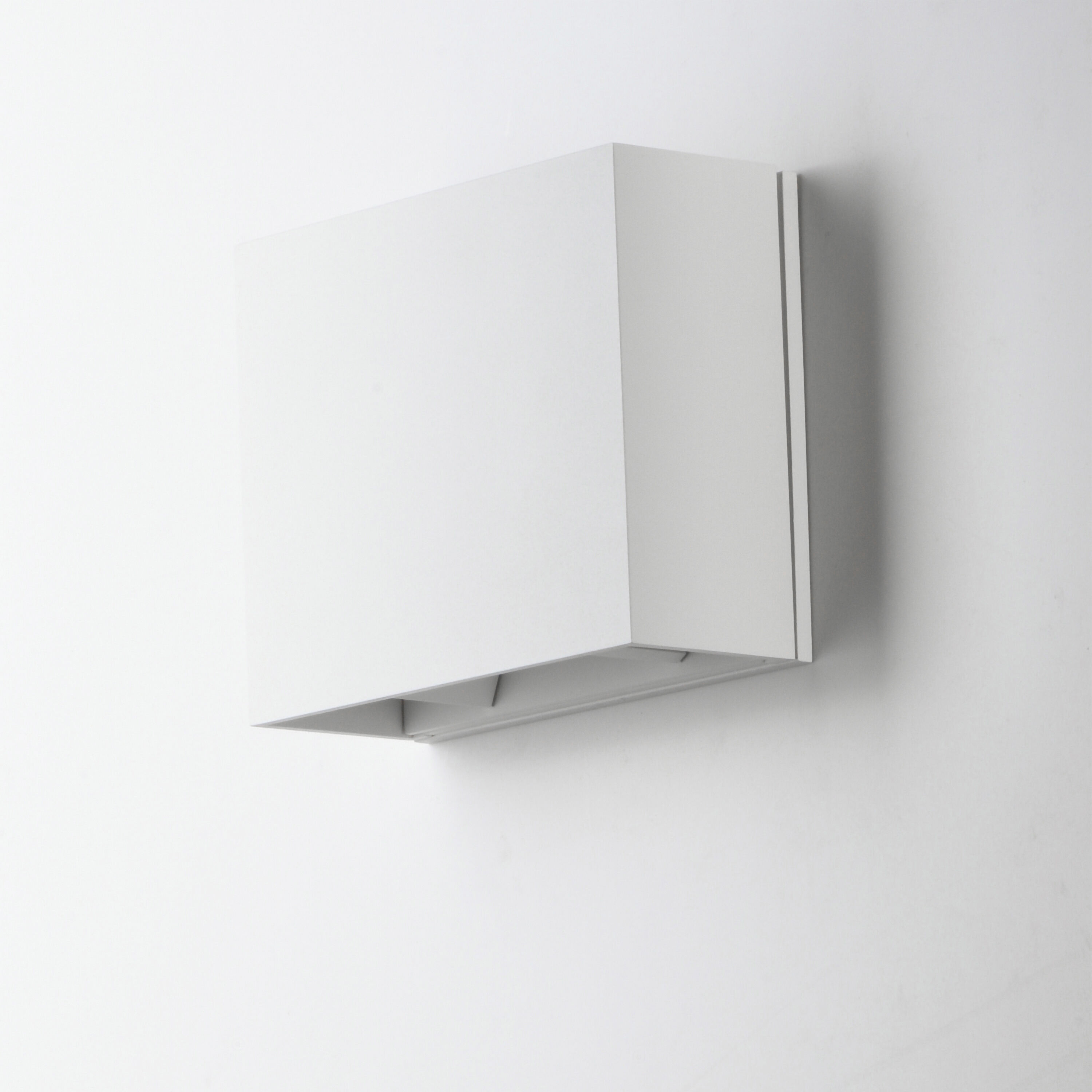 Alumilux Cube Wall Sconce Wall Light in White