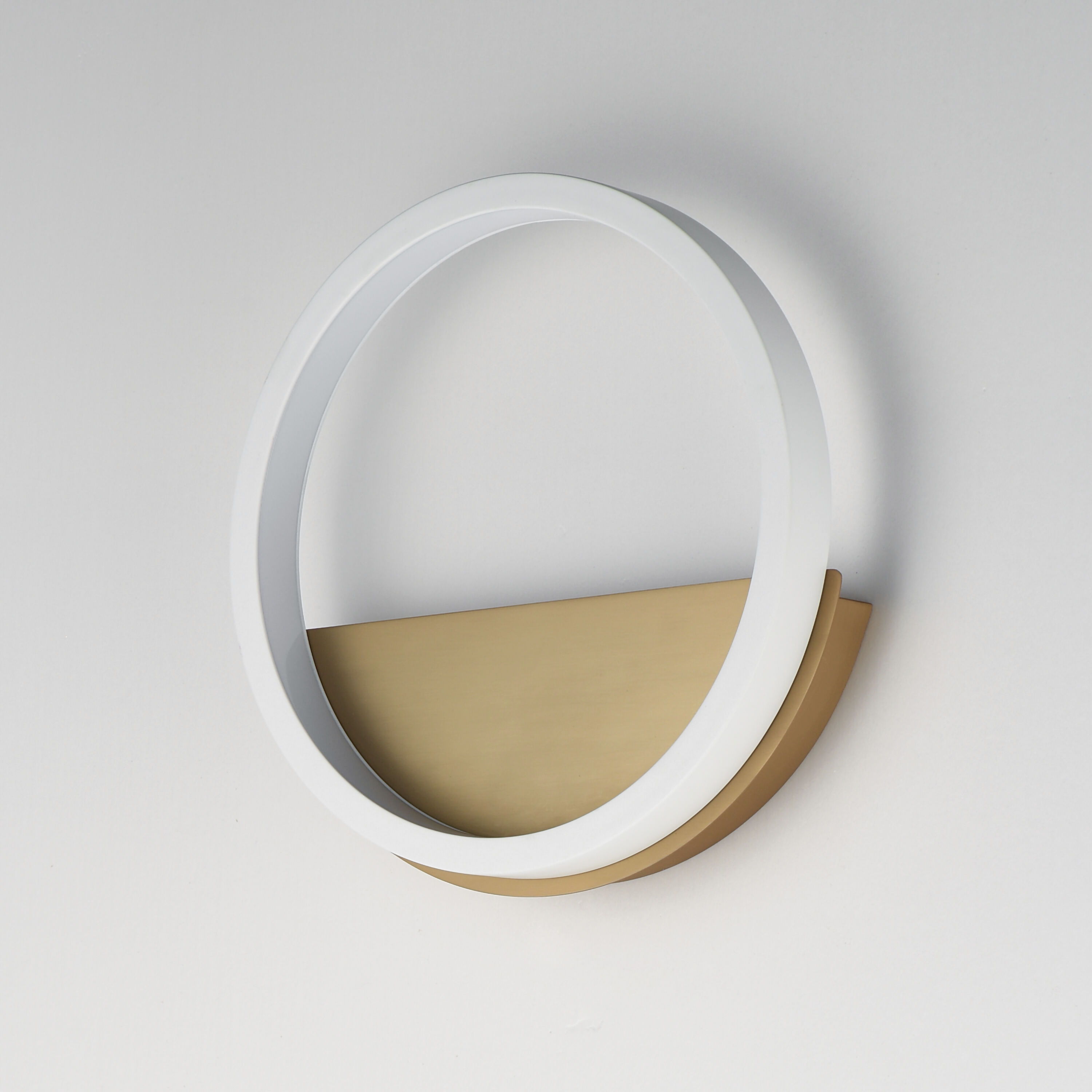 Hoopla Wall Sconce Wall Light in White/Gold